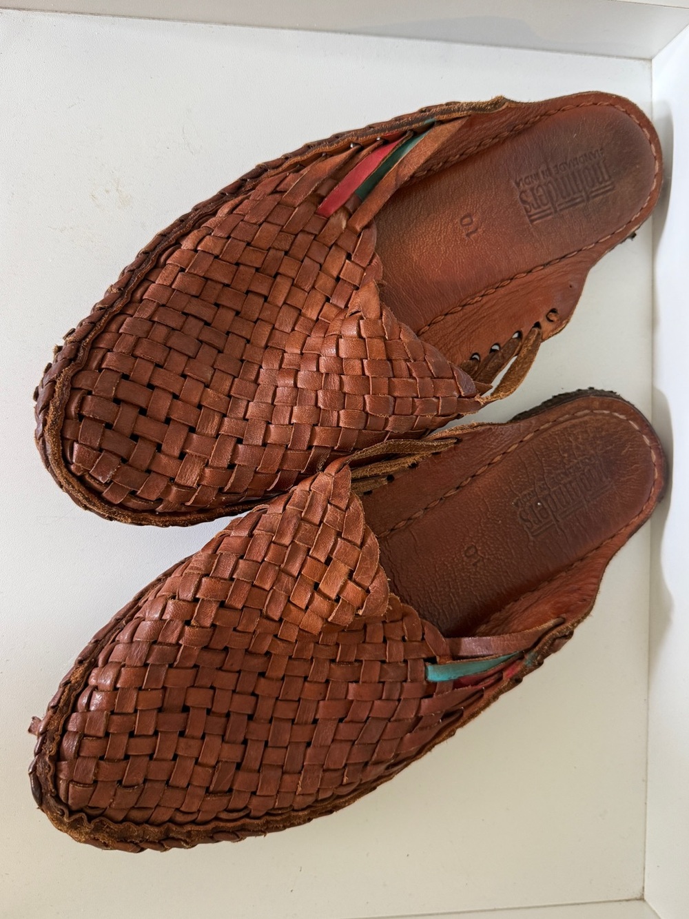 Mohinders Woven Slides